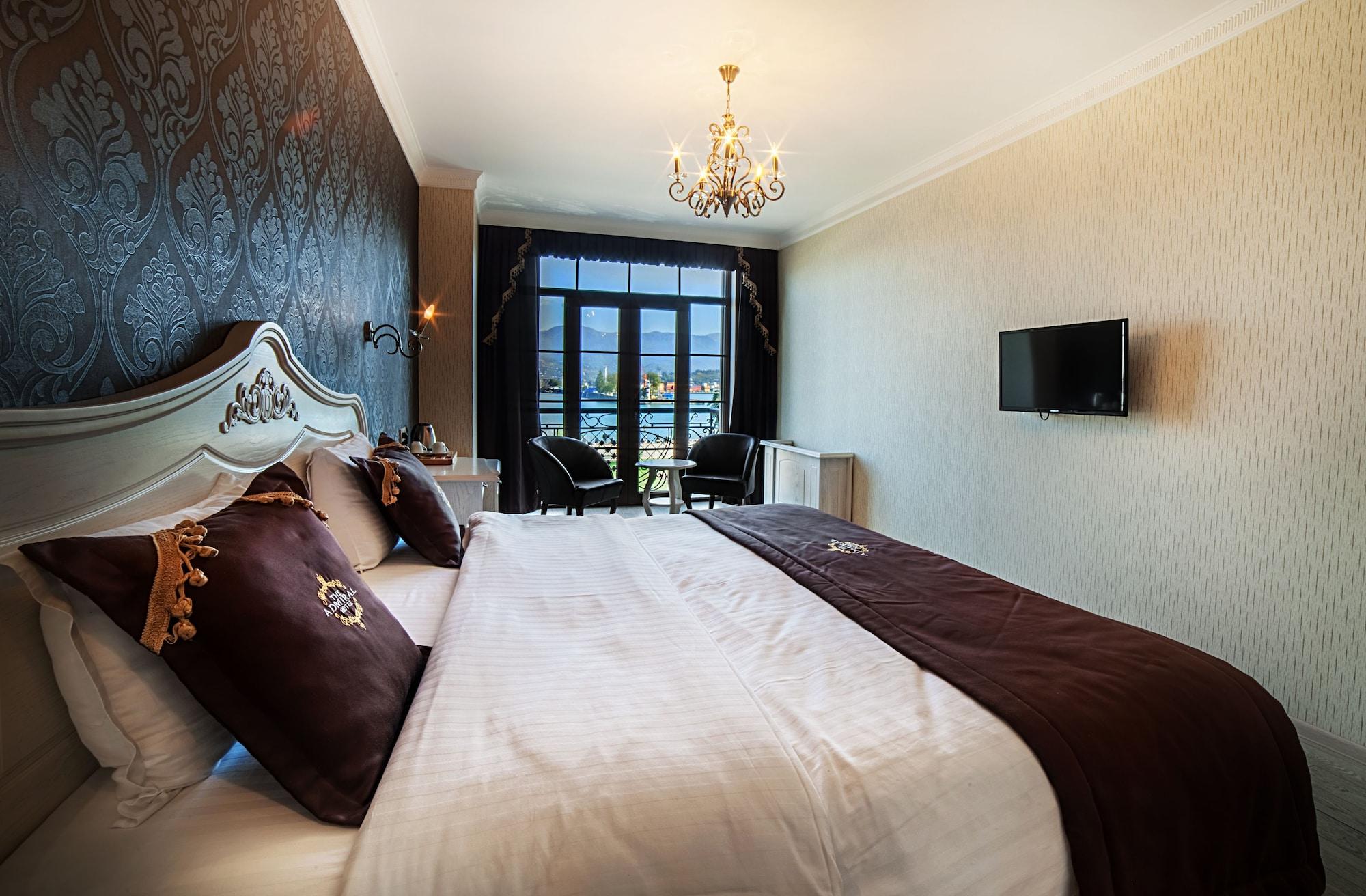 The Admiral Hotel Batumi Exterior photo