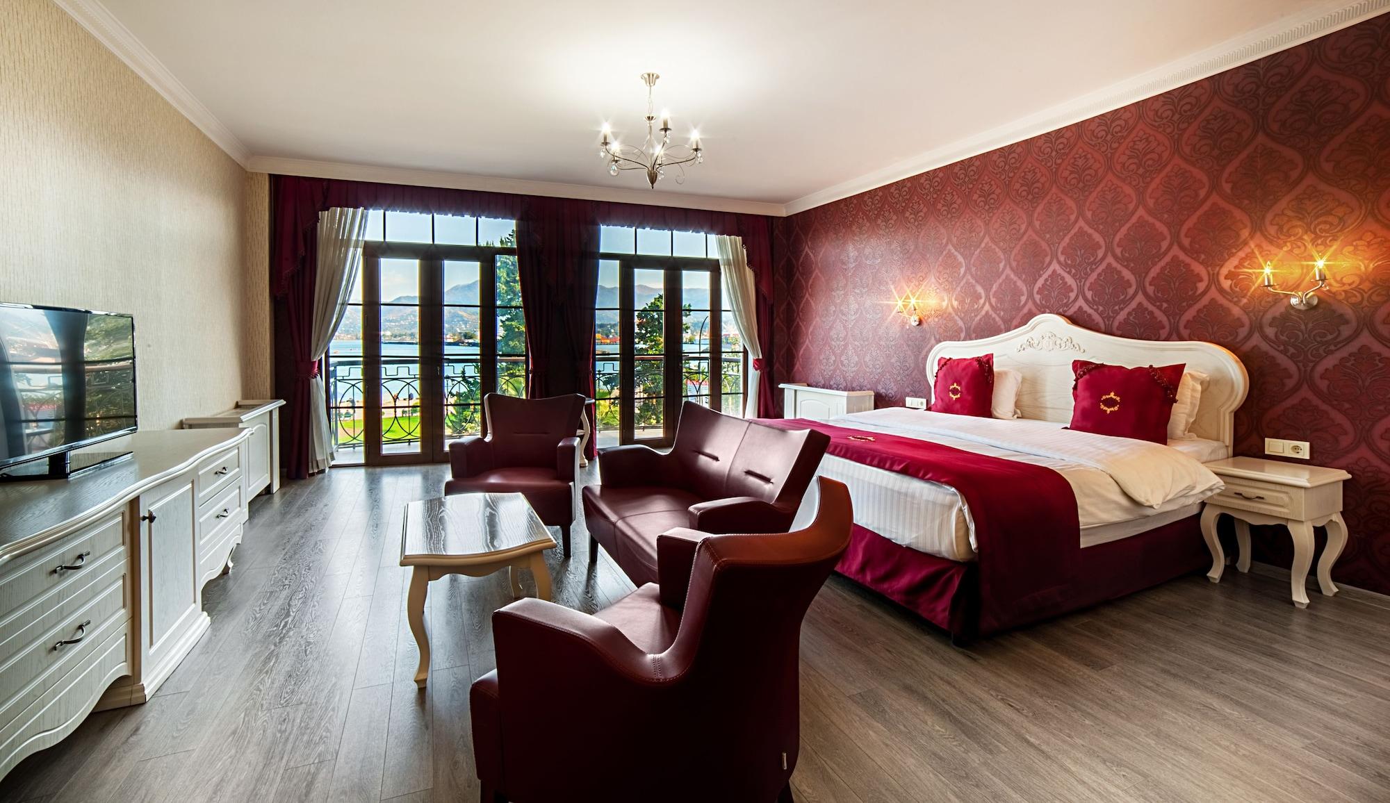 The Admiral Hotel Batumi Exterior photo