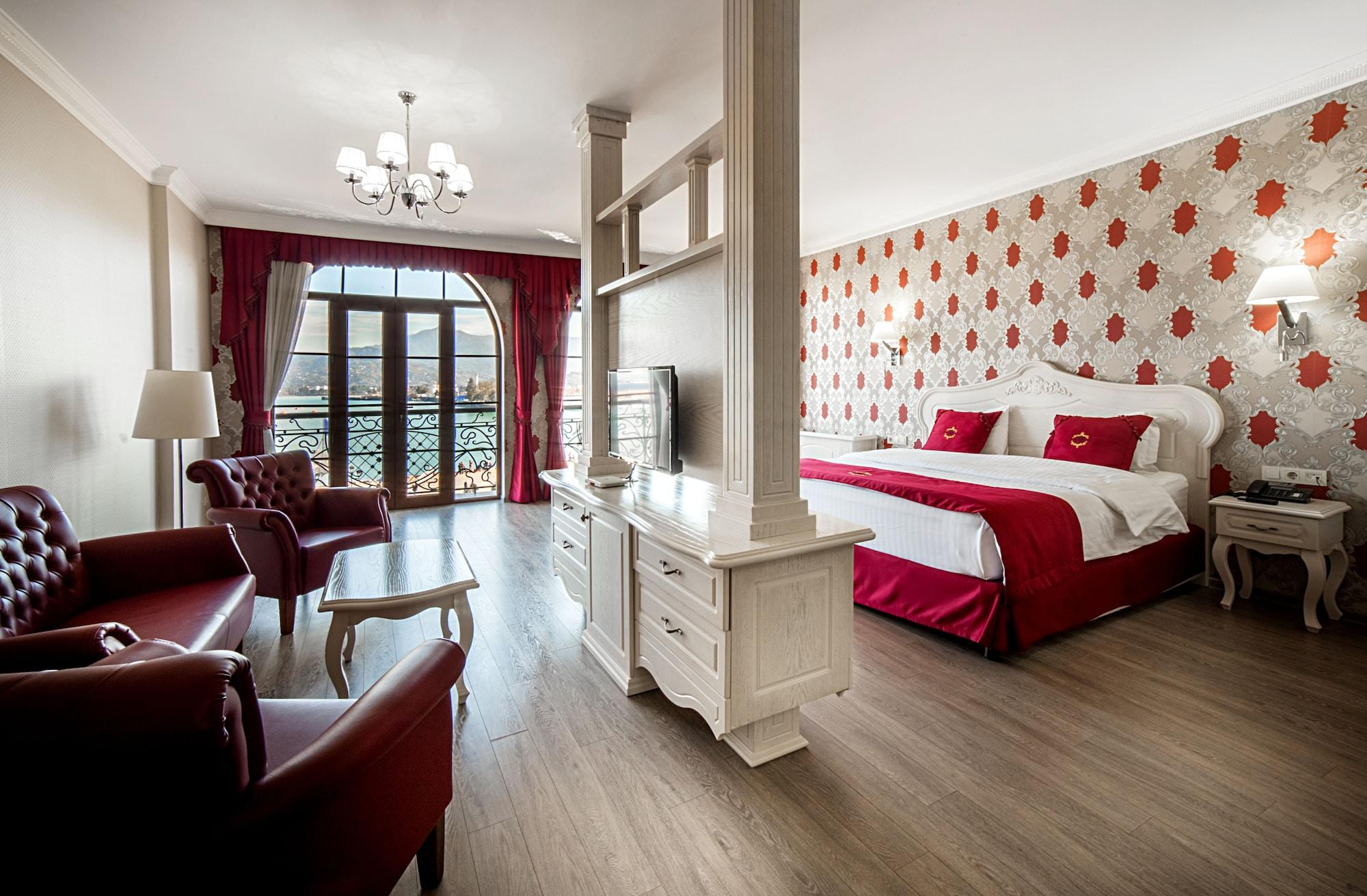 The Admiral Hotel Batumi Exterior photo