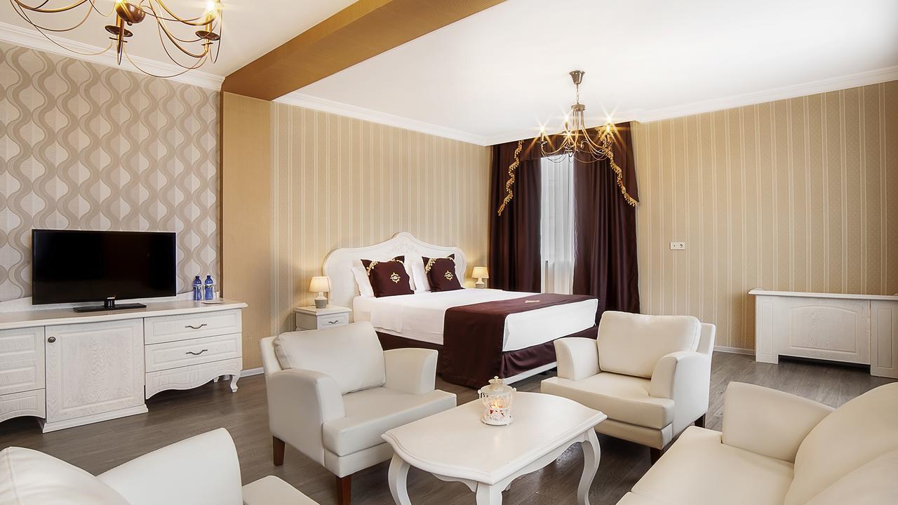 The Admiral Hotel Batumi Exterior photo